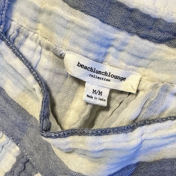 Flutter Sleeve Linen Blue and White Striped Top - Picture 2 of 3